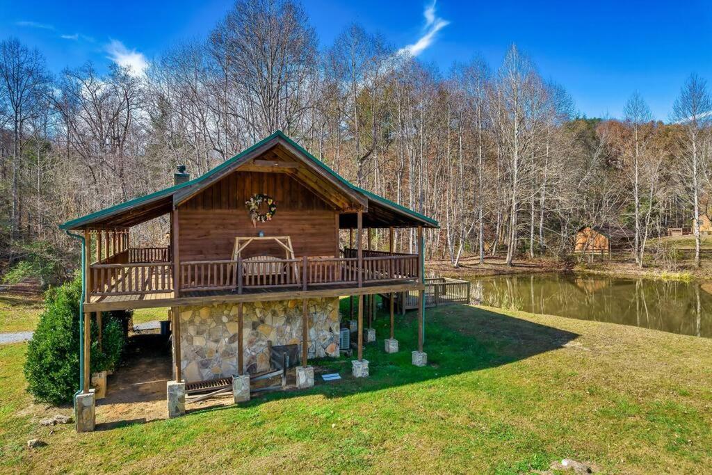 塞维尔维尔Spectacular Mtns Views With Private Hot Tub With Pool Table And Private Pond别墅 外观 照片