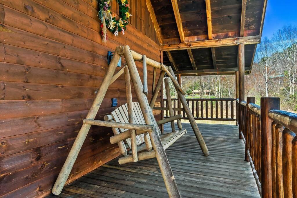 塞维尔维尔Spectacular Mtns Views With Private Hot Tub With Pool Table And Private Pond别墅 外观 照片