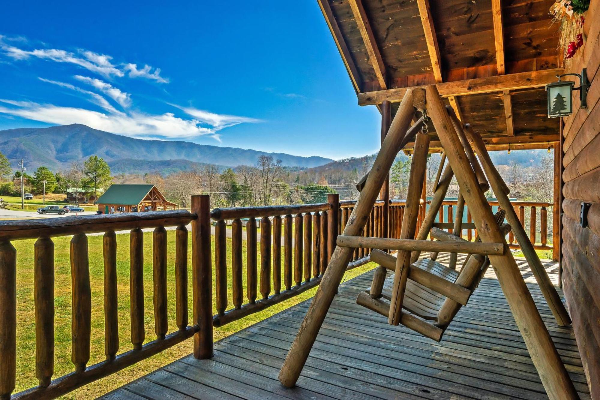 塞维尔维尔Spectacular Mtns Views With Private Hot Tub With Pool Table And Private Pond别墅 外观 照片